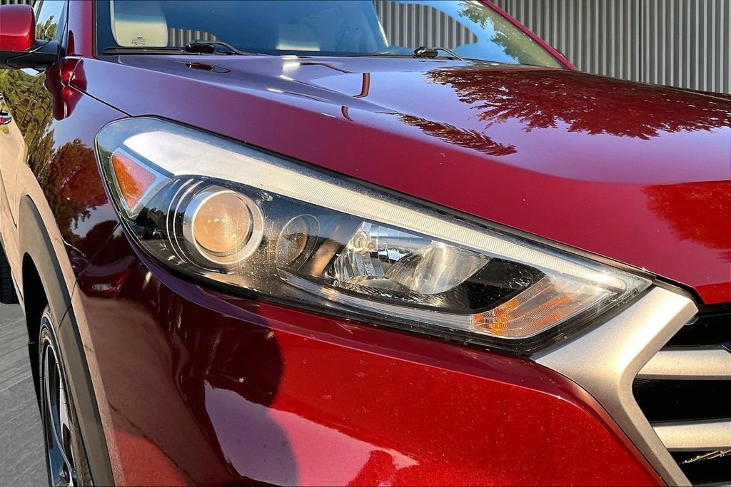 Used 2018 Hyundai Tucson Value AWD/4WD image 29
