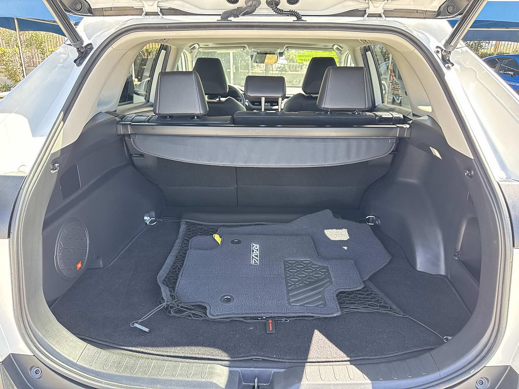 Used 2023 Toyota RAV4 XLE Premium FWD image 23