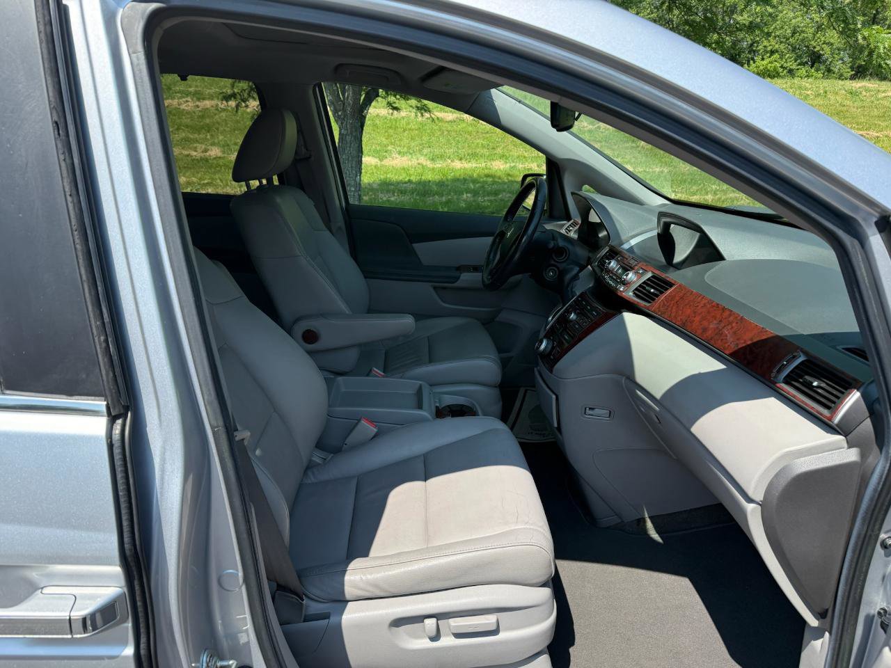 Used 2013 Honda Odyssey EX-L image 27