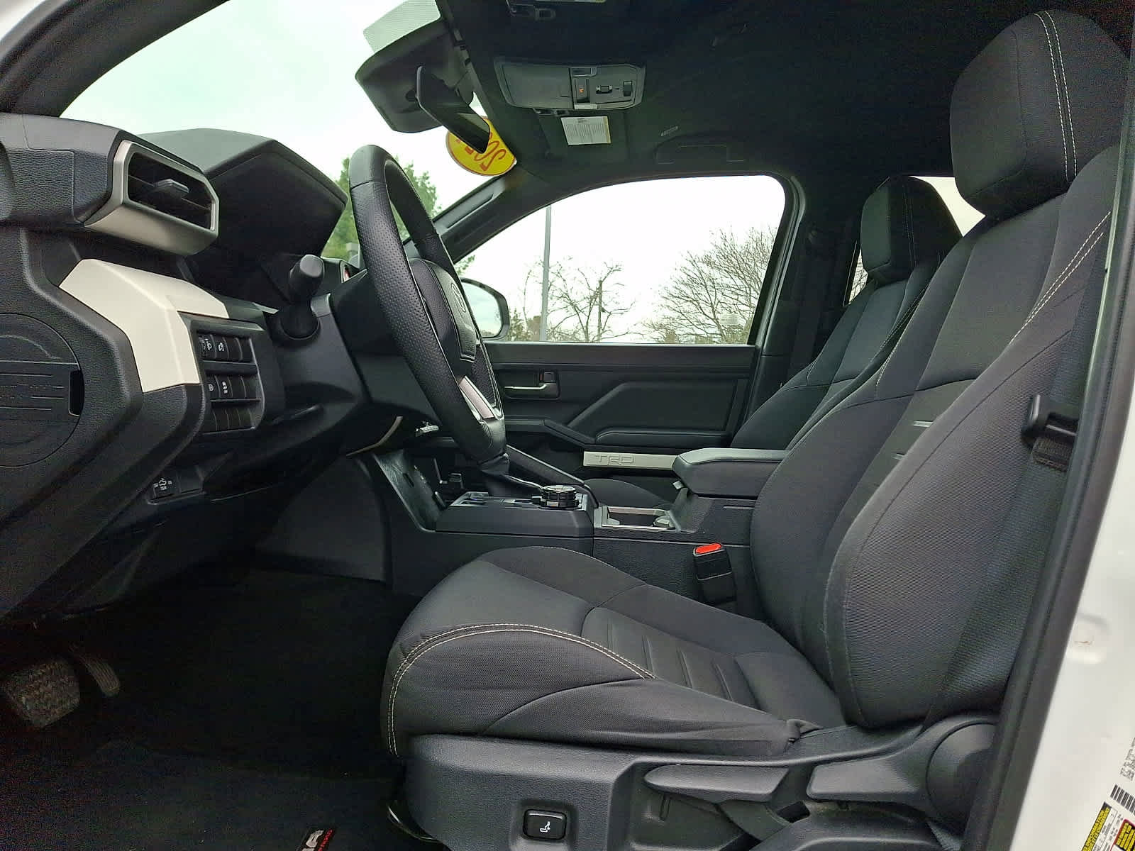 Certified 2024 Toyota Tacoma TRD Off-Road image 17