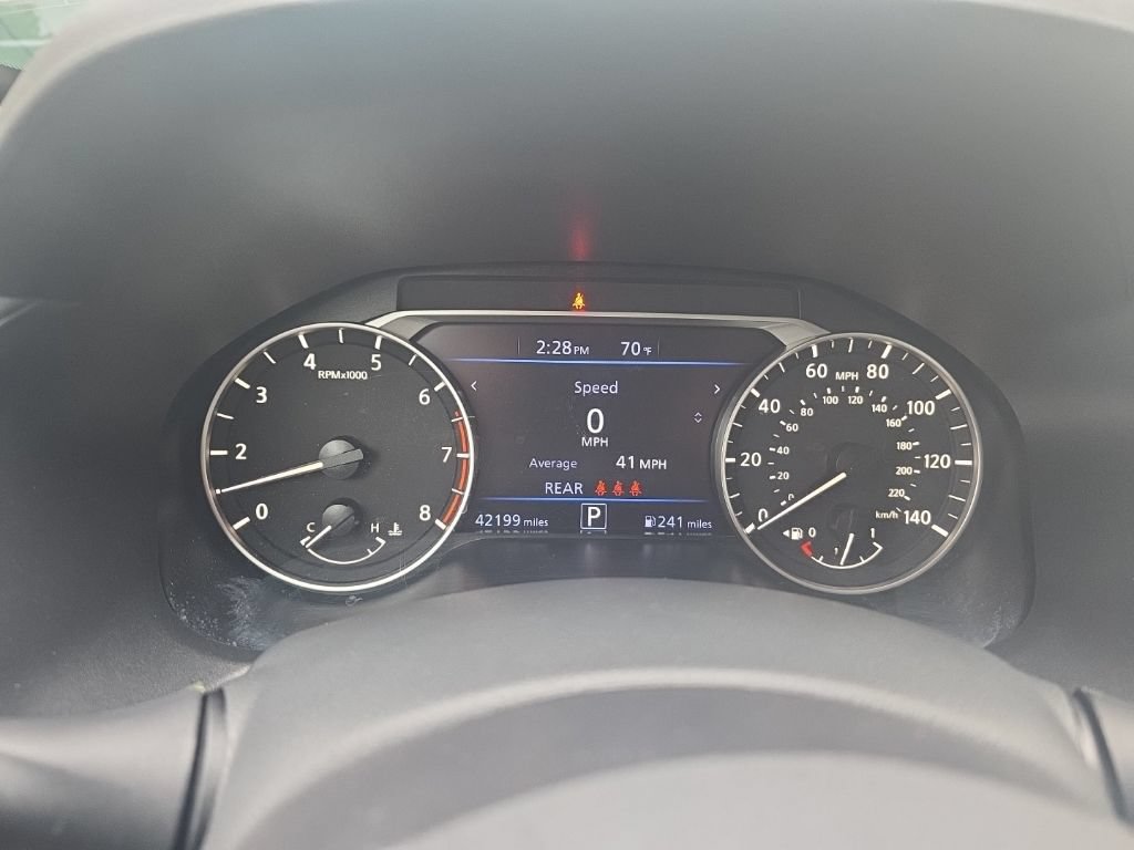 Used 2025 Nissan Altima 2.5 SV FWD image 19