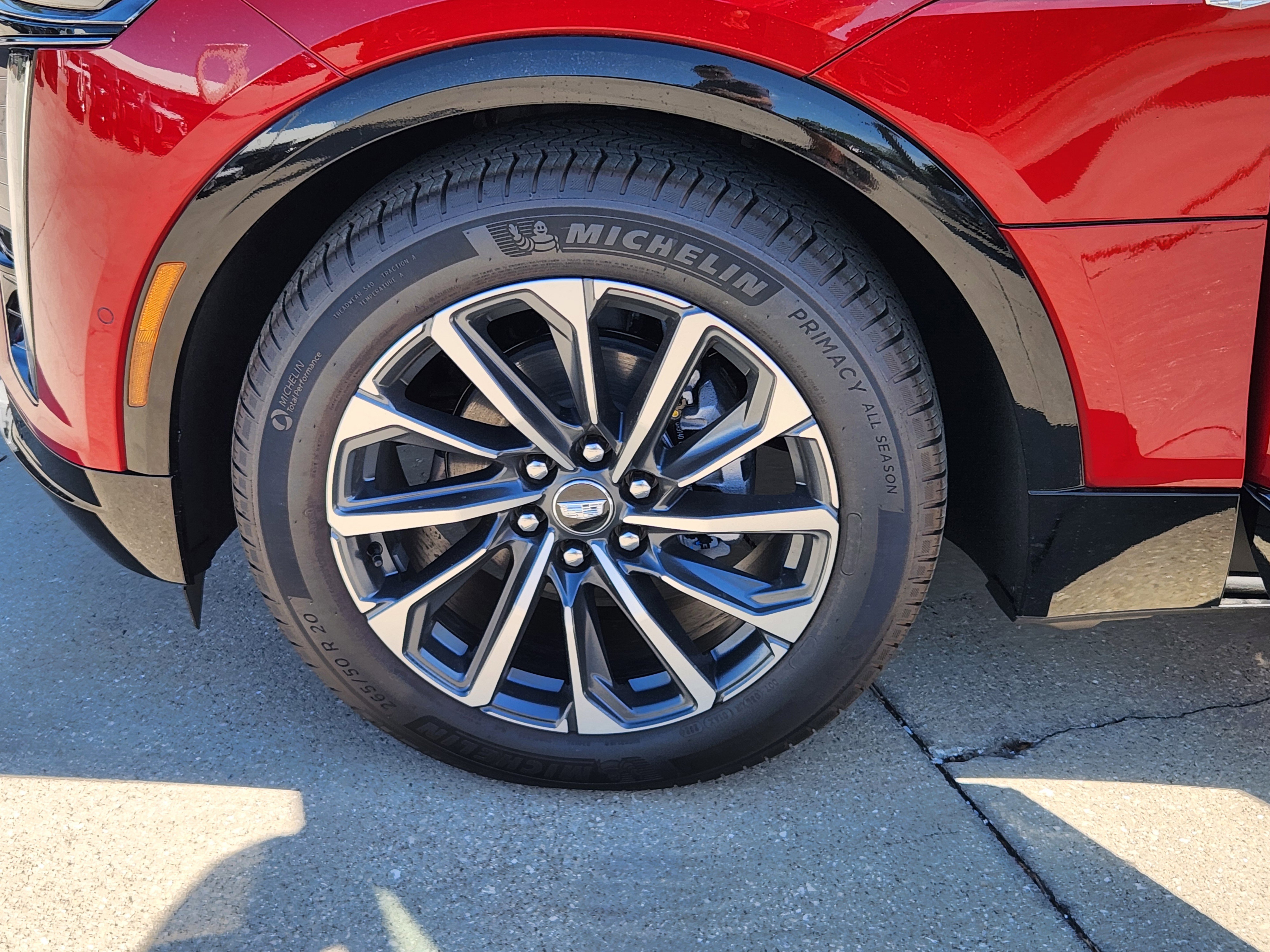 New 2025 Cadillac Lyriq Sport RWD image 36