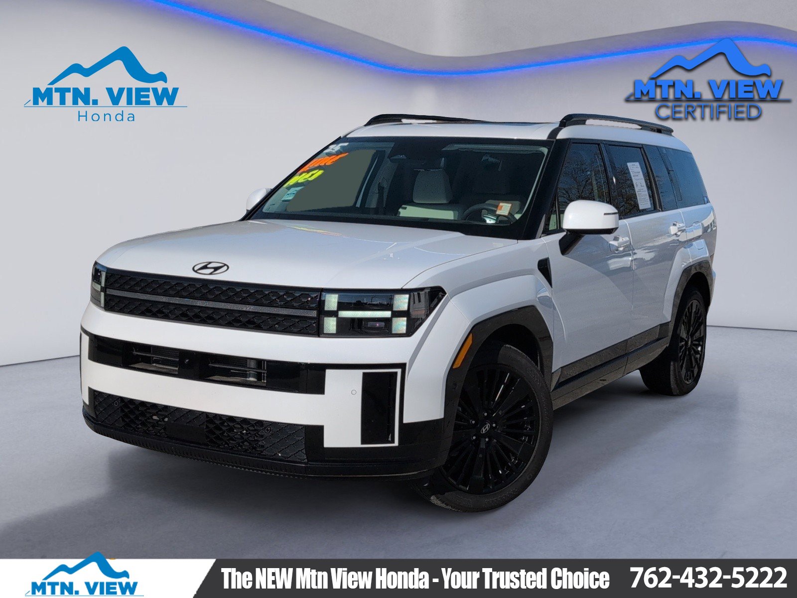 Used 2025 Hyundai Santa Fe Calligraphy image 1