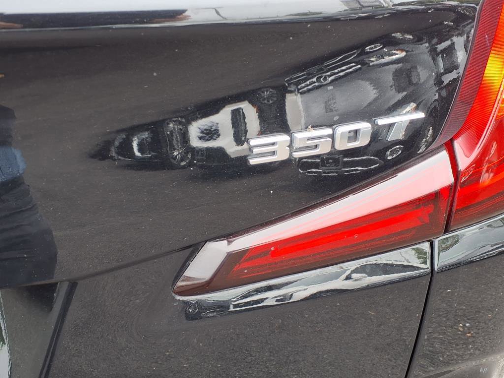 Used 2022 Cadillac XT4 Luxury image 11
