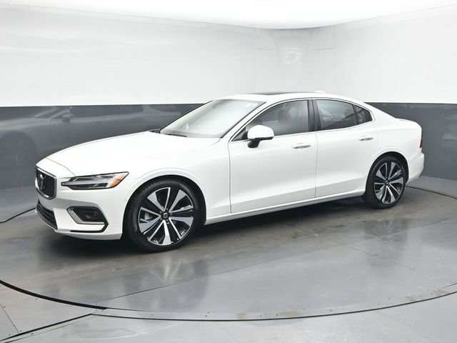 Used 2023 Volvo S60 B5 Ultimate image 4