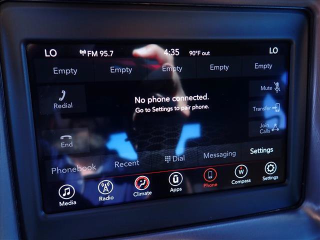 Used 2022 Dodge Challenger SXT RWD image 18