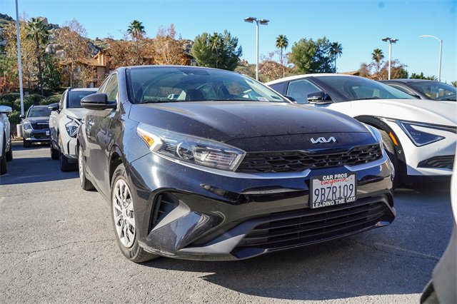 Certified 2022 Kia Forte Sedan image 2