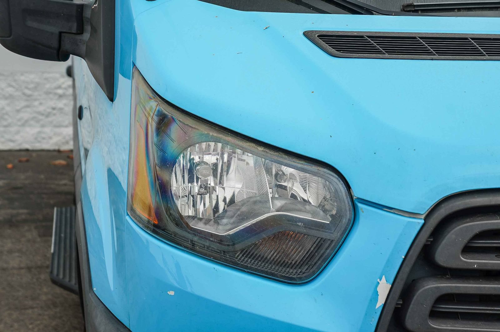 Used 2017 Ford Transit 150 148 Low Roof RWD image 4