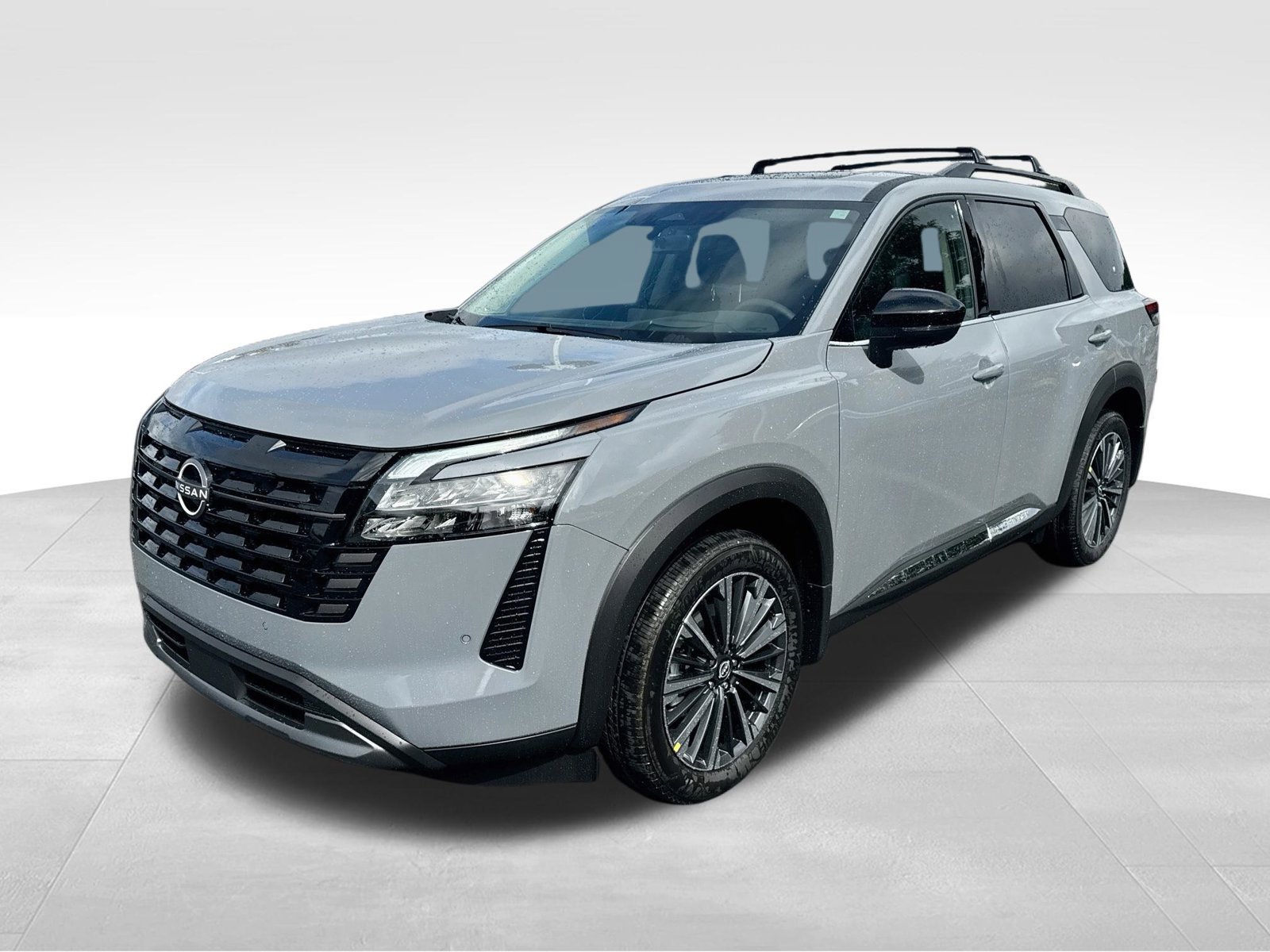 New 2026 Nissan Pathfinder Platinum FWD image 3