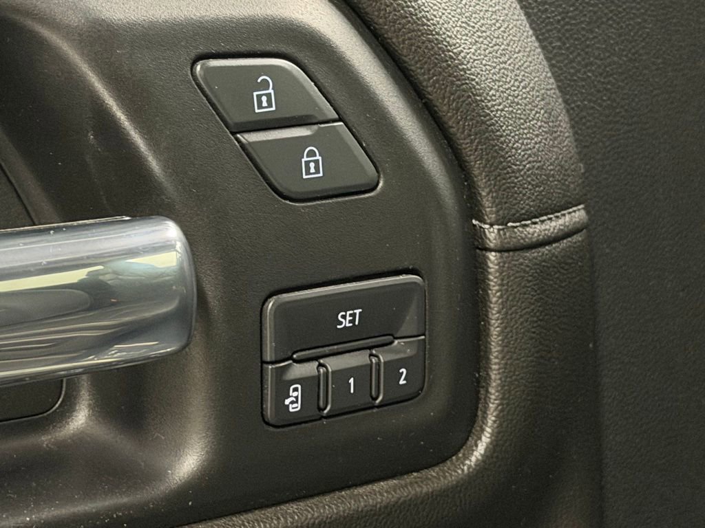 Certified 2019 Chevrolet Silverado 1500 High Country image 37