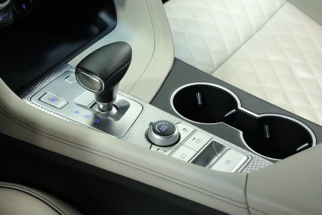 Used 2022 Genesis G70 3.3T RWD image 25