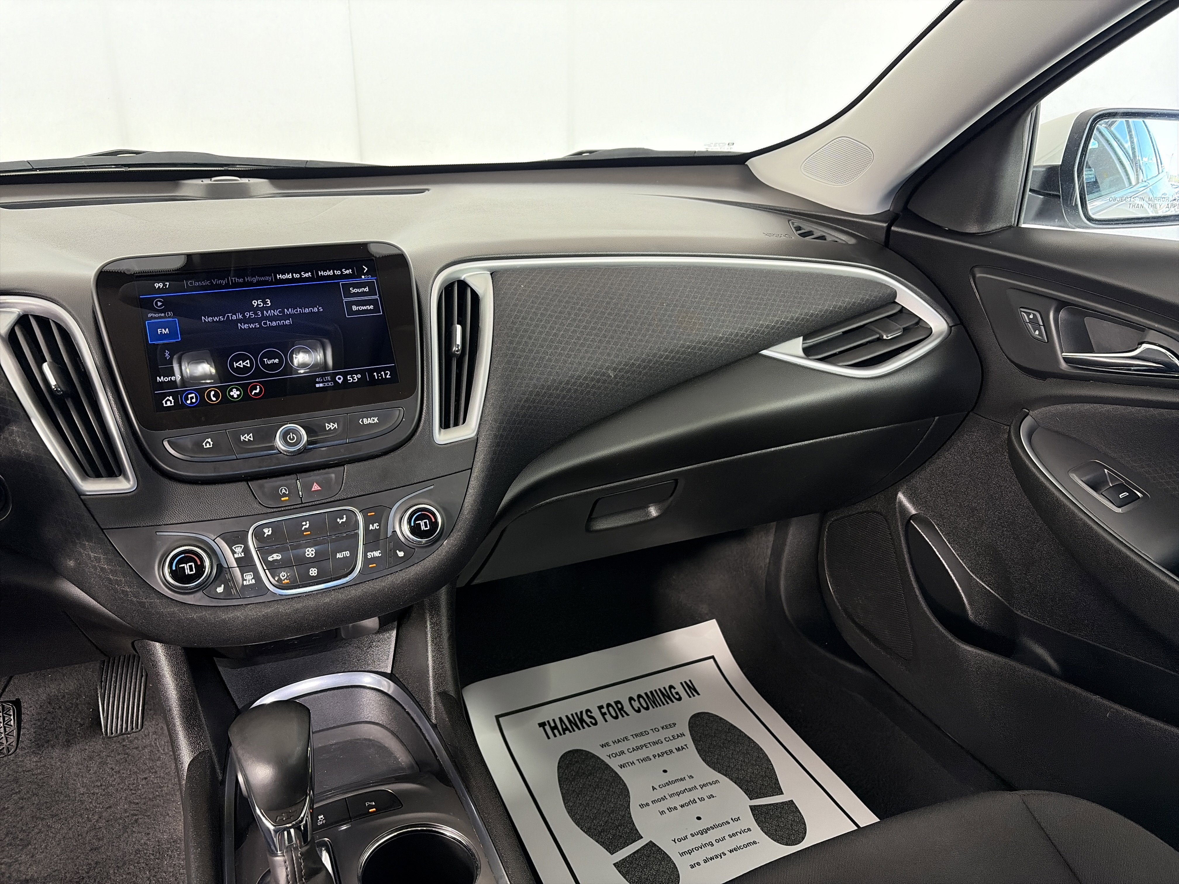 Used 2024 Chevrolet Malibu LT w/ Sport Edition FWD image 4