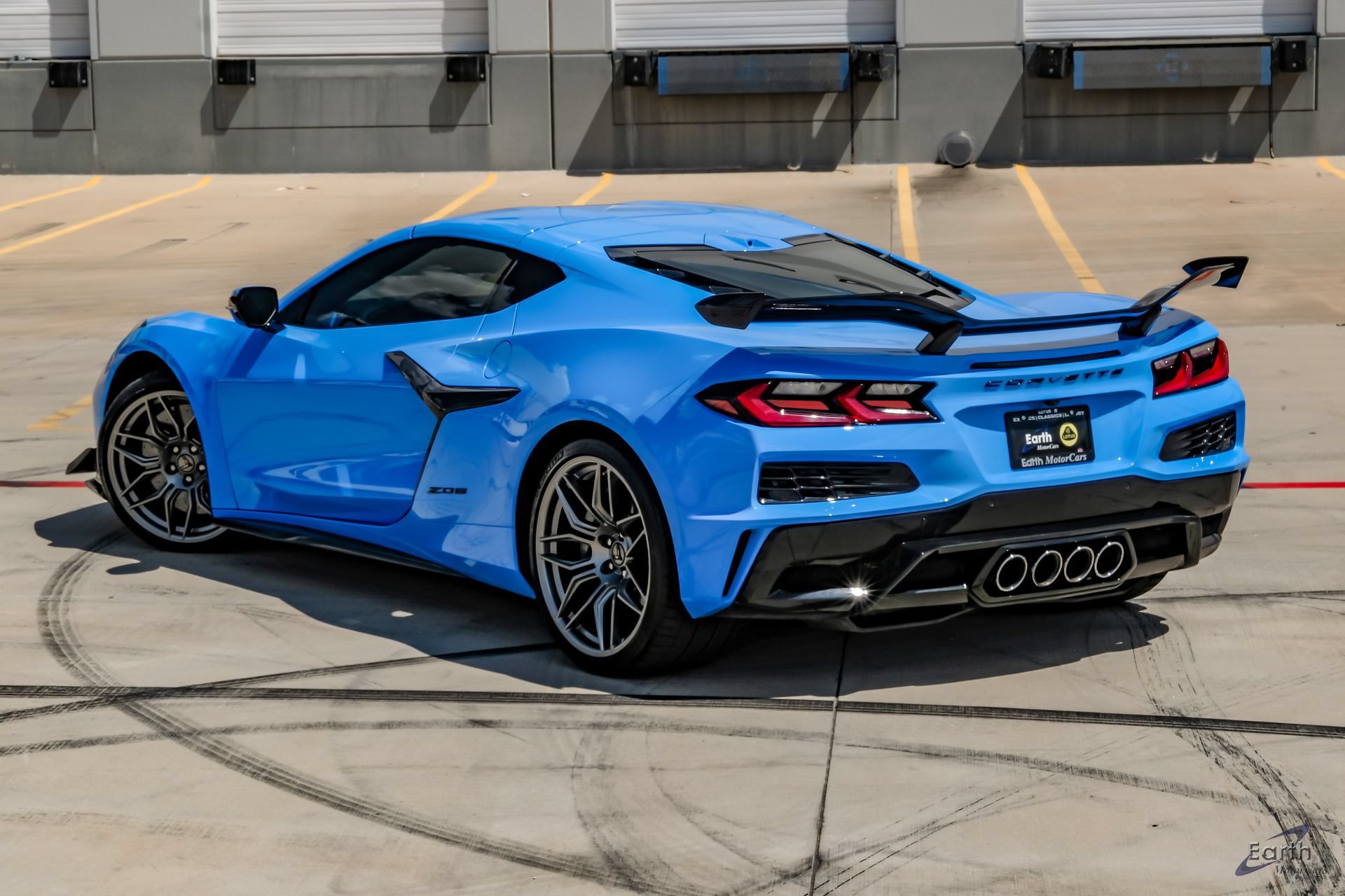 Used 2024 Chevrolet Corvette Z06 w/ Z07 Performance Package RWD image 11
