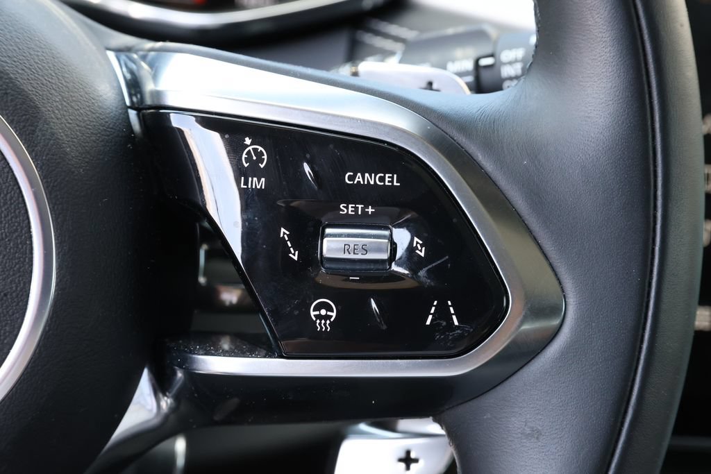 Certified 2026 Jaguar F-PACE R-Dynamic S AWD/4WD image 15