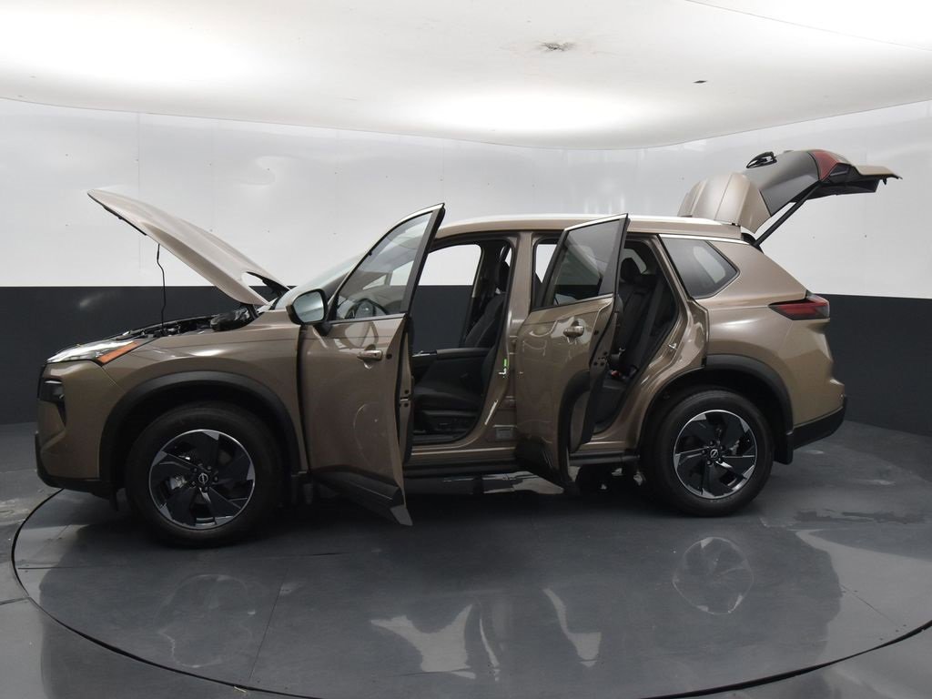 Certified 2025 Nissan Rogue SV w/ SV Premium Package image 41
