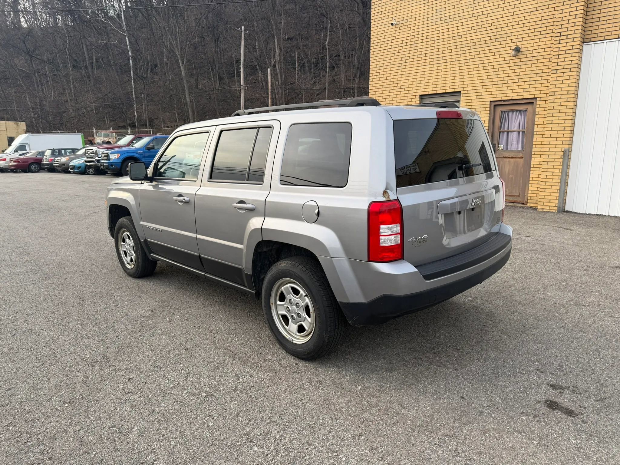 Used 2015 Jeep Patriot Sport w/ Power Value Group image 6