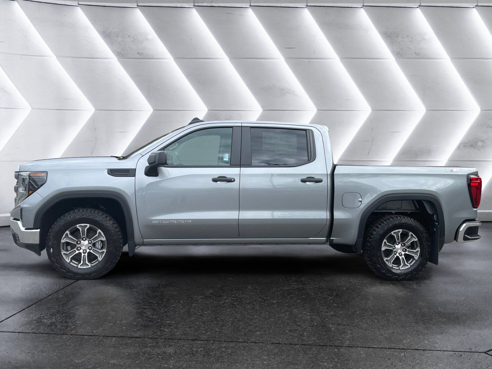 New 2026 GMC Sierra 1500 Pro AWD/4WD image 3