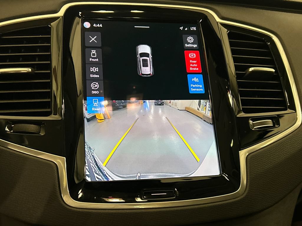 Used 2023 Volvo XC90 B6 Plus w/ Protection Package Premier AWD/4WD image 17
