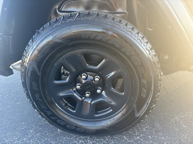 Used 2019 Jeep Wrangler Sport image 8