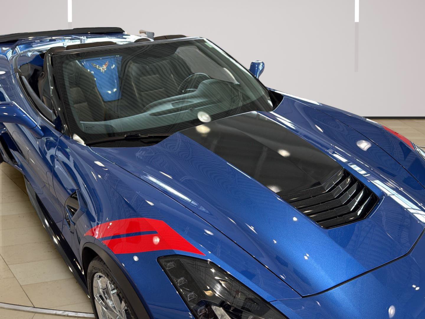 Used 2019 Chevrolet Corvette Grand Sport RWD image 12