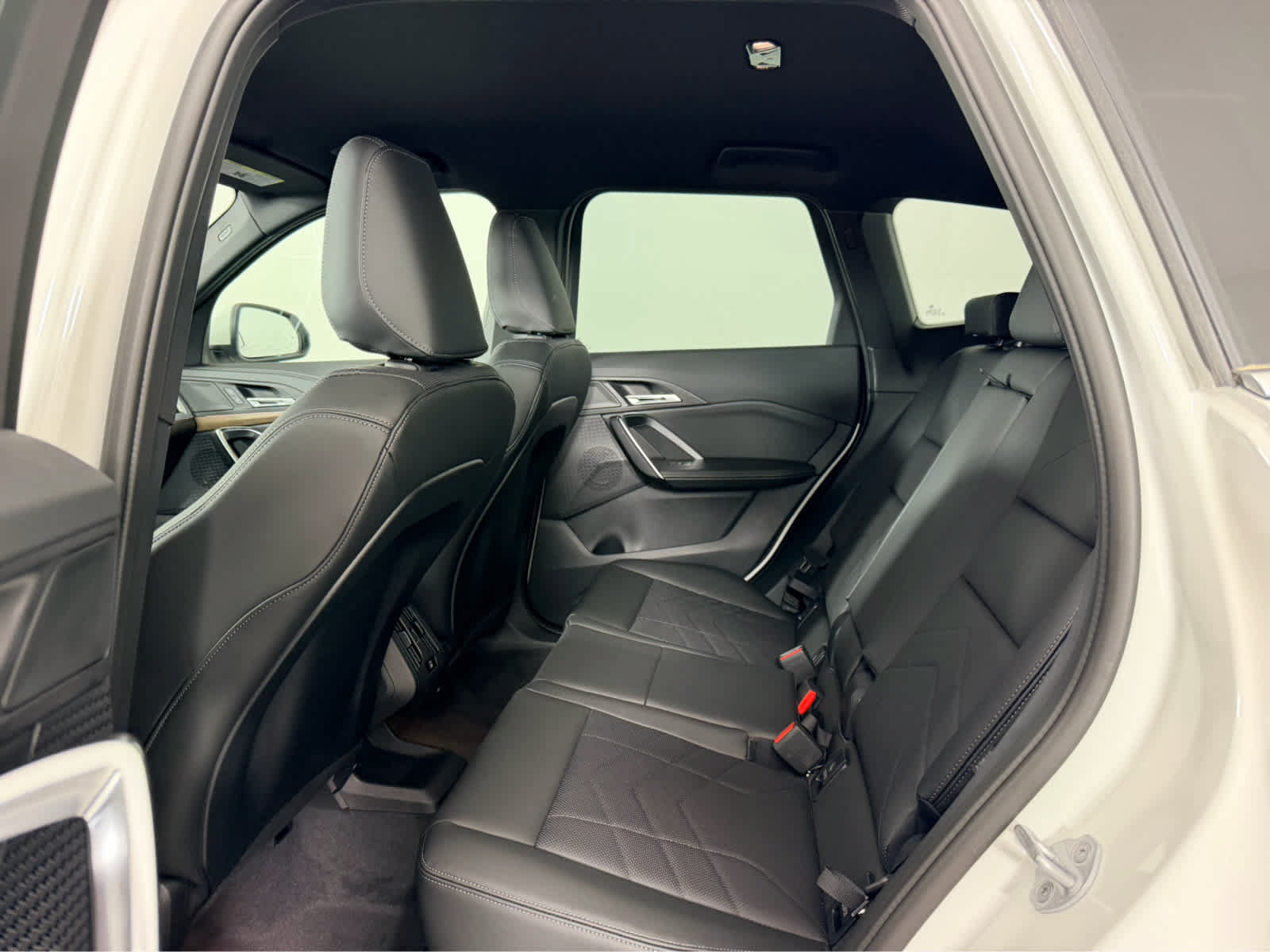 New 2027 BMW X1 xDrive28i AWD/4WD image 13