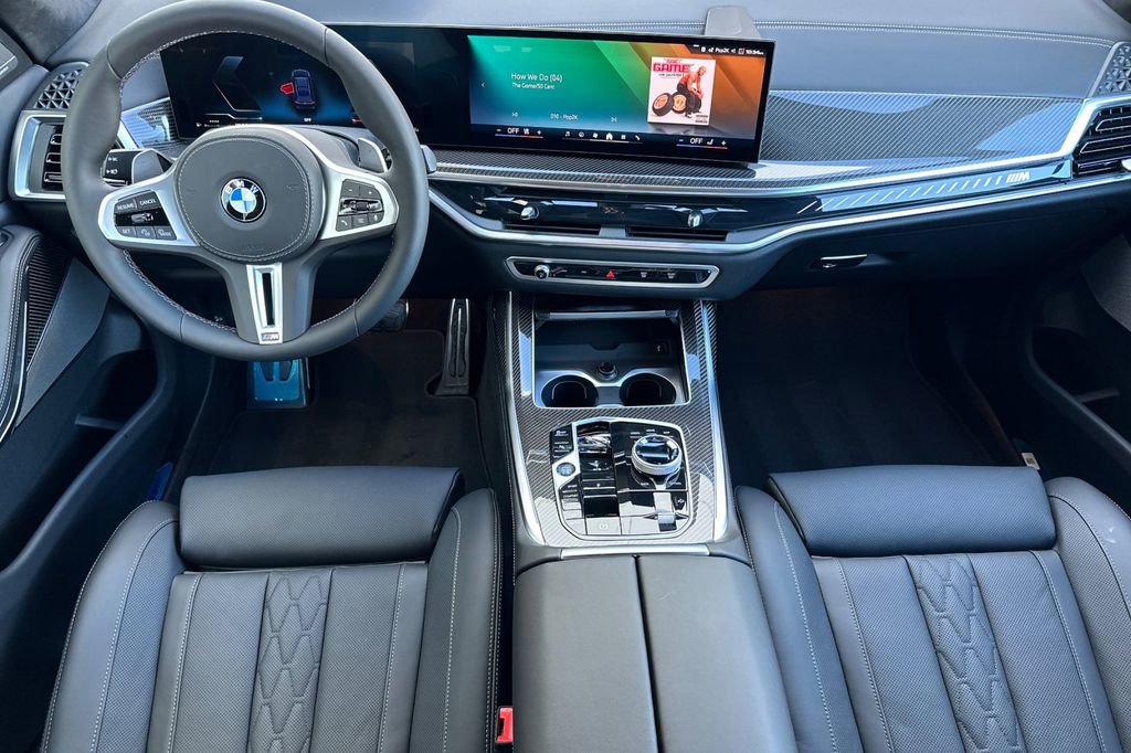 New 2026 BMW X7 M60i image 14