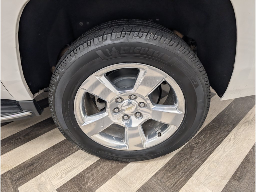 Used 2016 Chevrolet Suburban LTZ AWD/4WD image 22