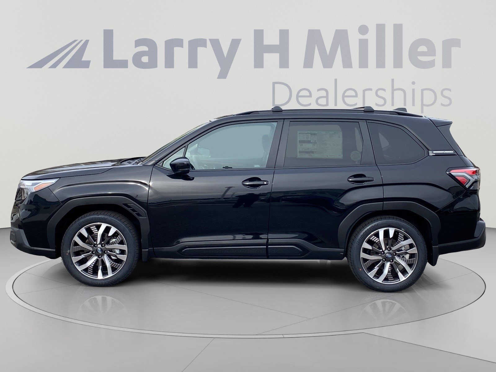 New 2026 Subaru Forester Touring AWD/4WD image 2