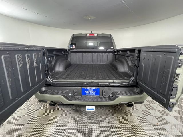 New 2026 RAM 1500 4x4 Crew Cab image 19