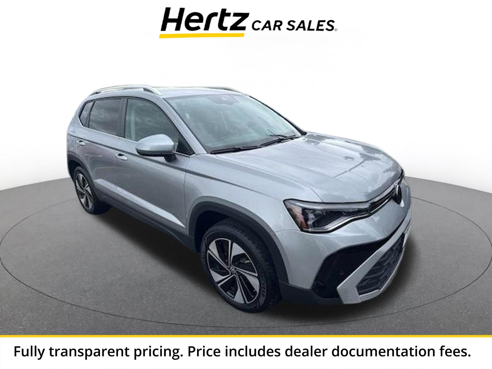 Used 2026 Volkswagen Taos SE AWD/4WD image 1