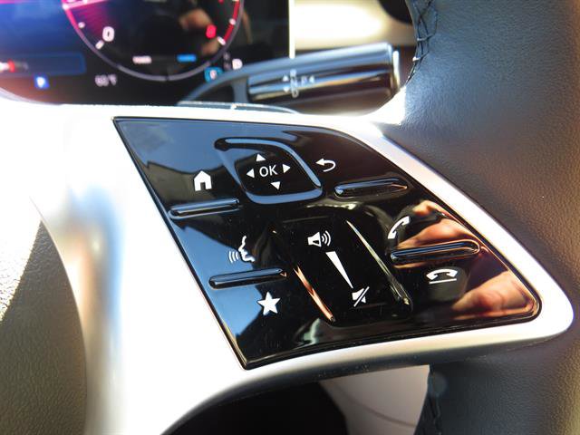 Used 2025 Mercedes-Benz C 300 4MATIC Sedan image 12