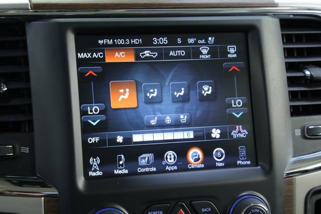 Used 2016 RAM 1500 Laramie w/ Convenience Group image 18