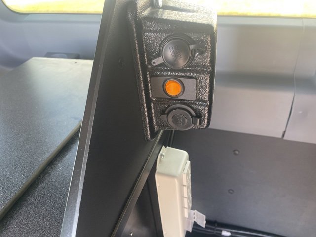 Used 2019 Ford Transit 150 XLT image 22