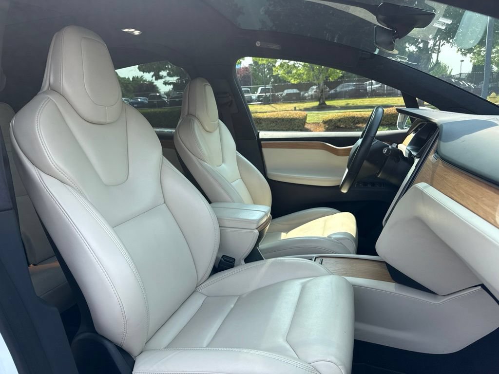 Used 2019 Tesla Model X Long Range AWD/4WD image 23