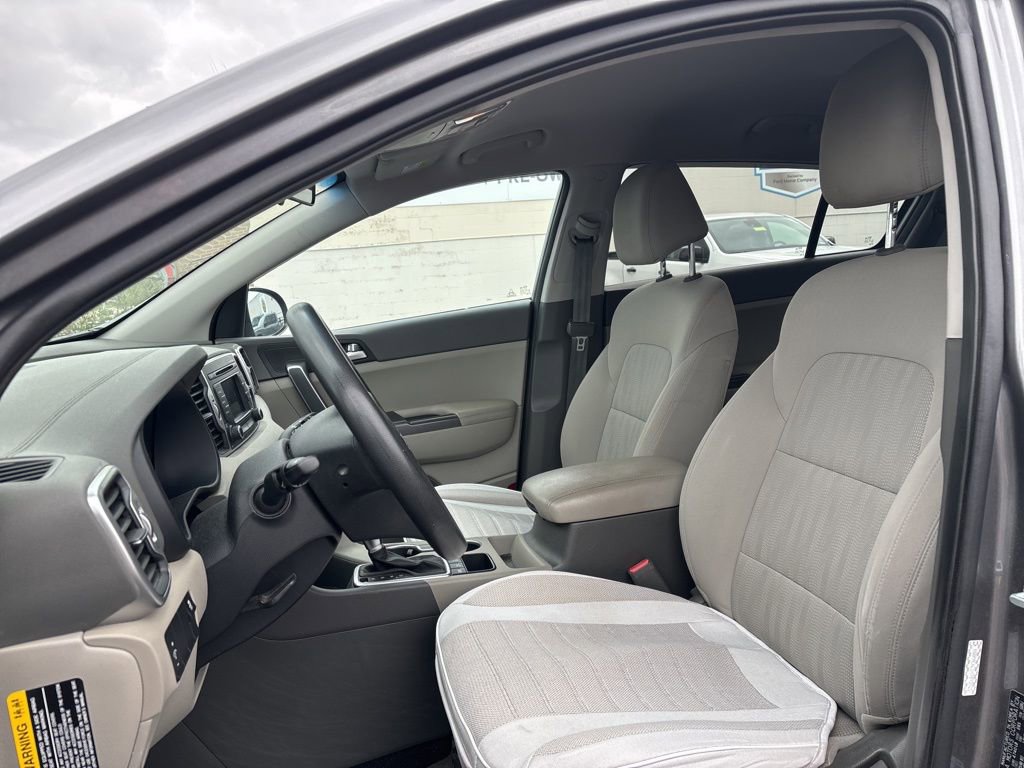 Used 2017 Kia Sportage LX AWD/4WD image 9