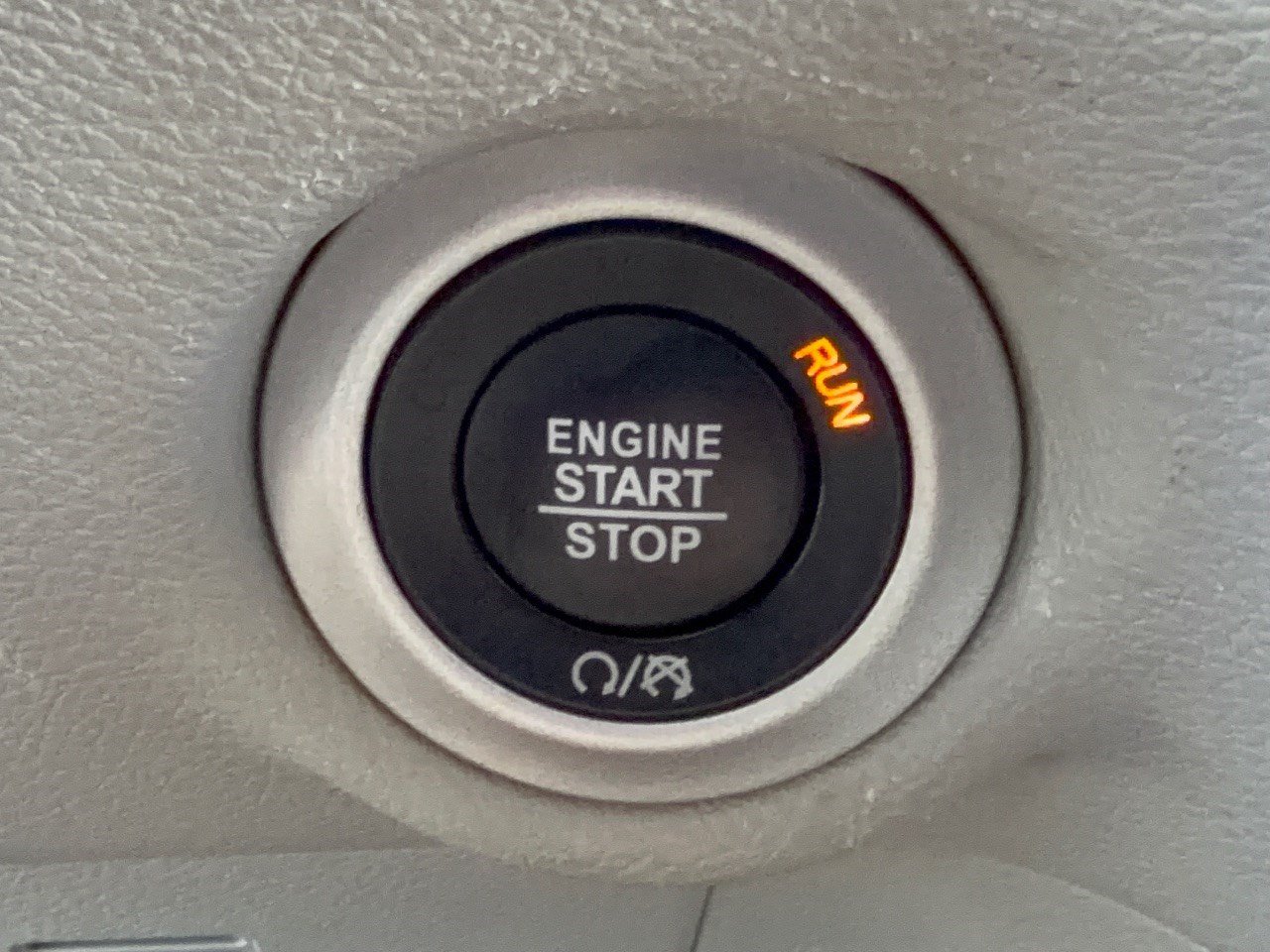Used 2023 Chrysler Voyager LX FWD image 20
