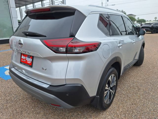 Certified 2021 Nissan Rogue SV w/ Premium Package FWD image 7