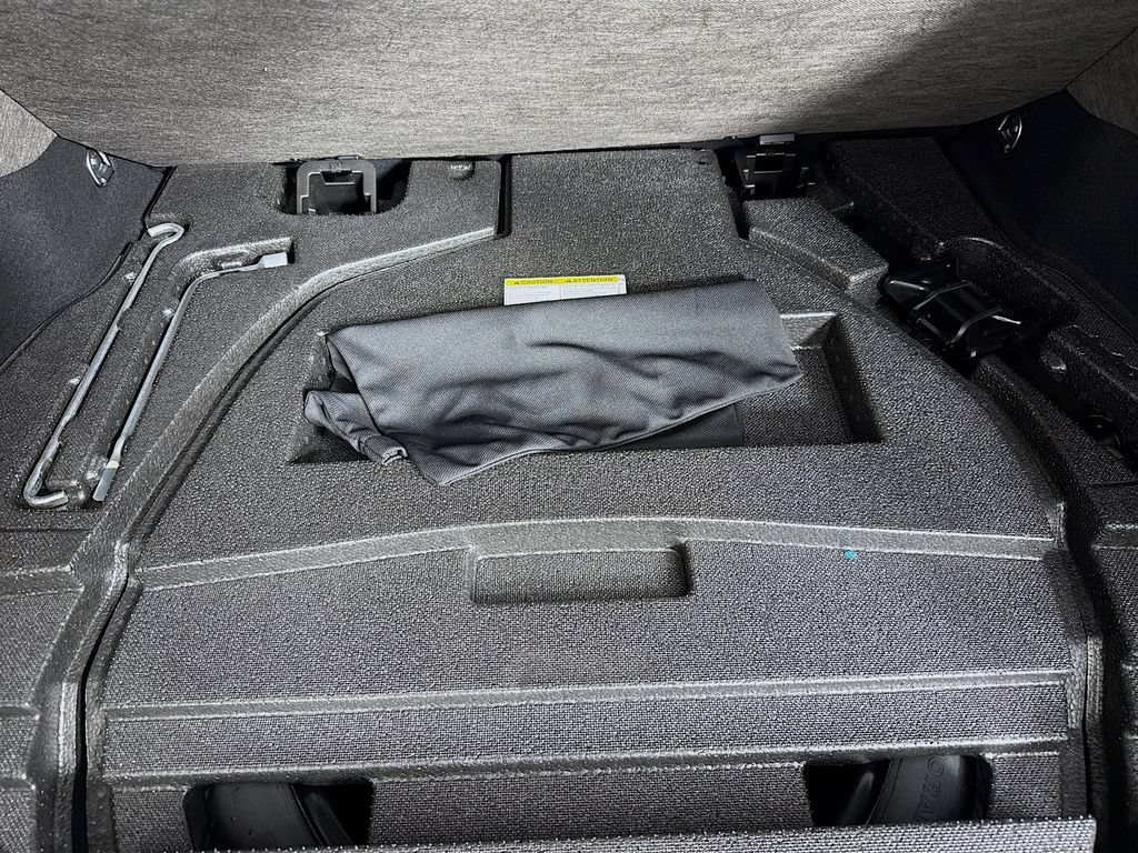 Certified 2016 Toyota Prius Two FWD image 34