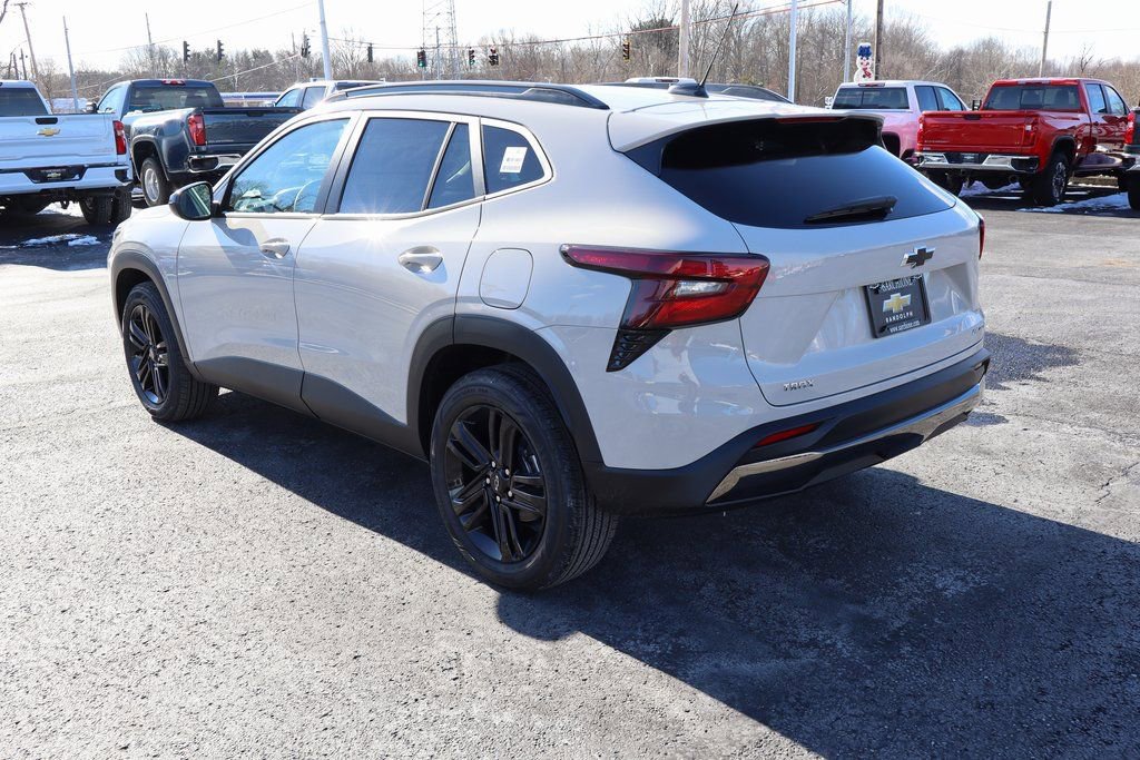 New 2026 Chevrolet Trax ACTIV w/ Sunroof Package image 3