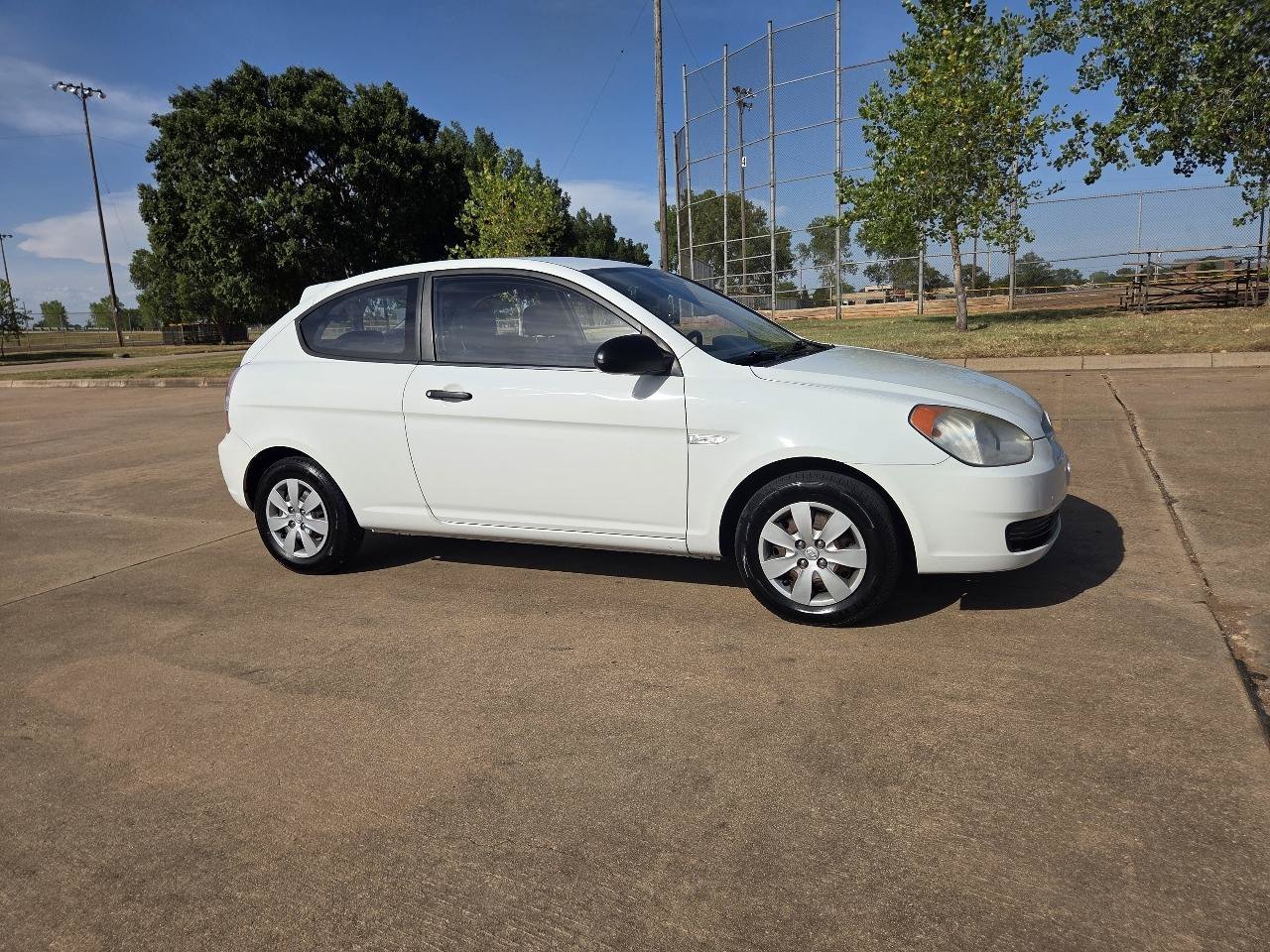 Used 2009 Hyundai Accent GS FWD image 22