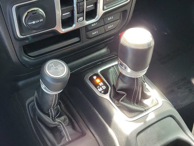 Used 2018 Jeep Wrangler Unlimited Sahara w/ Quick Order Package 24M Moab AWD/4WD image 30