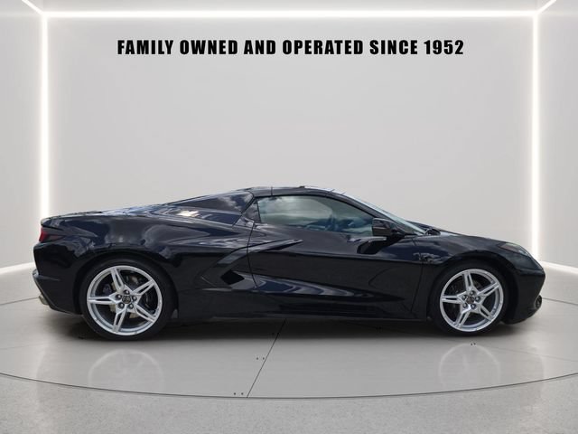 Used 2025 Chevrolet Corvette Stingray Premium Conv w/ 3LT RWD image 2