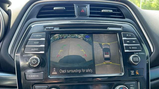 Certified 2023 Nissan Maxima SR w/ Sport Mat Group FWD image 16