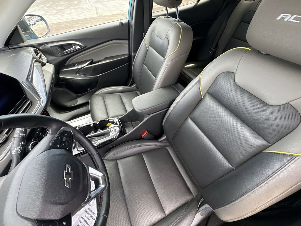 Used 2025 Chevrolet Trax ACTIV w/ Driver Confidence Package image 20