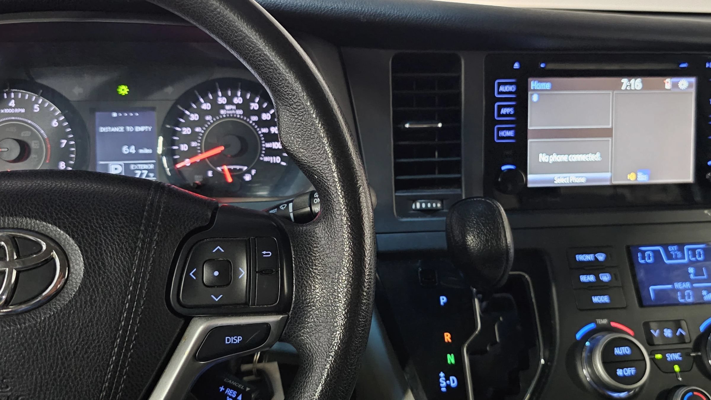 Used 2016 Toyota Sienna LE FWD image 12