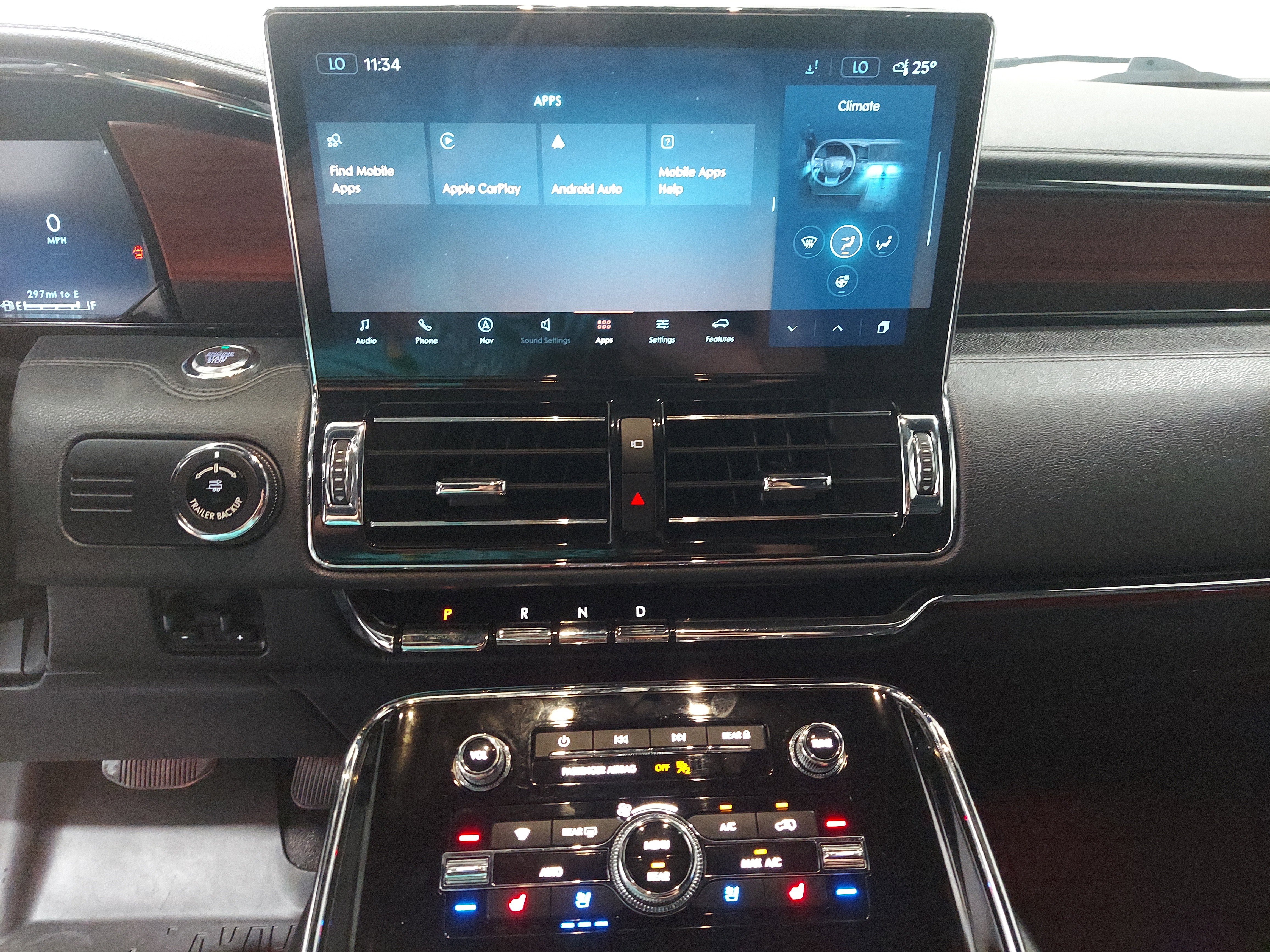 Used 2022 Lincoln Navigator Reserve w/ Equipment Group 201A image 11