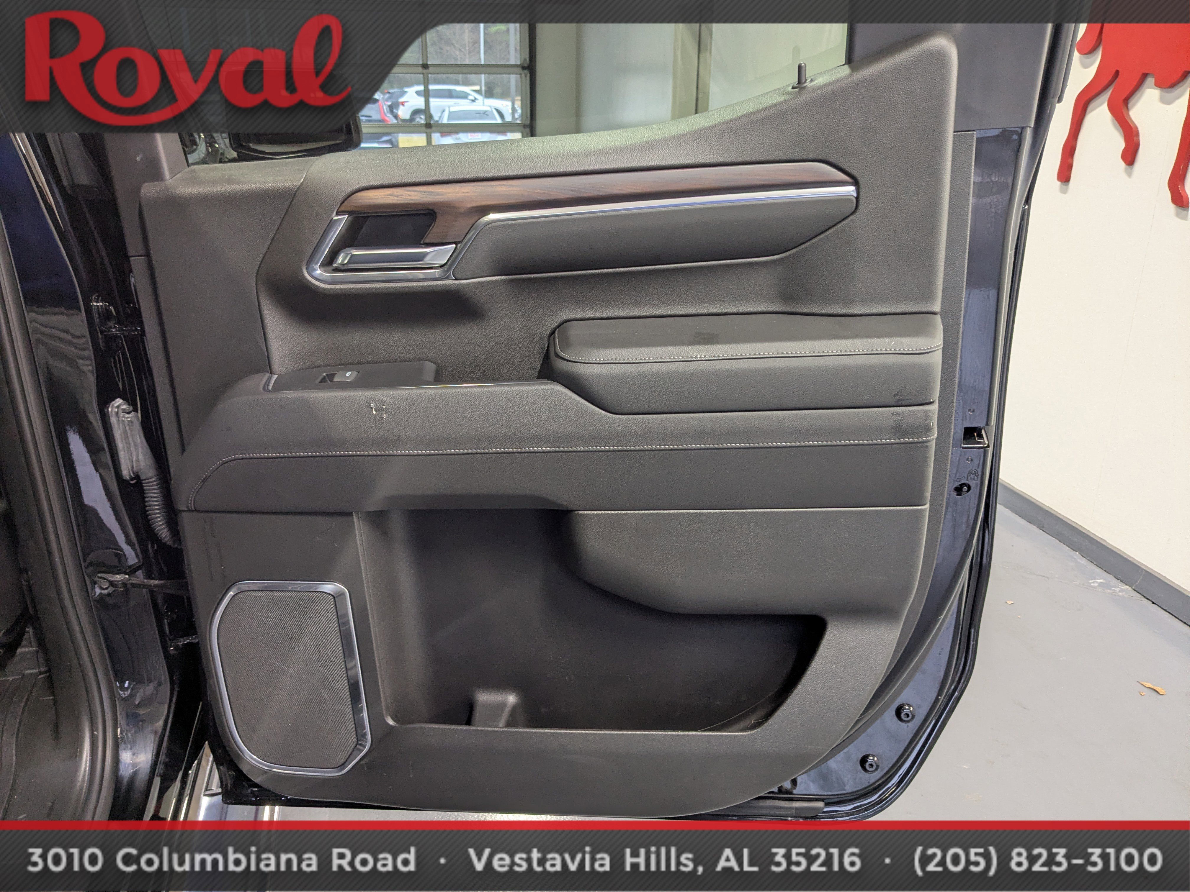 Used 2022 GMC Sierra 1500 SLT w/ SLT Premium Plus Package image 9