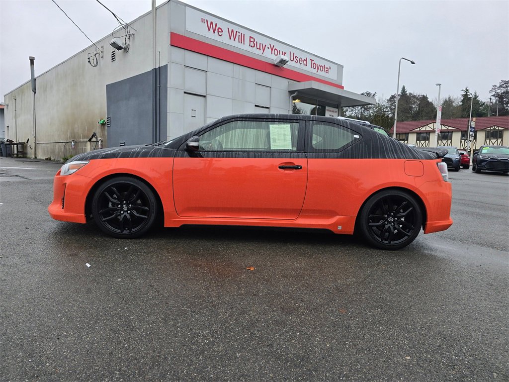 Used 2015 Scion tC image 4