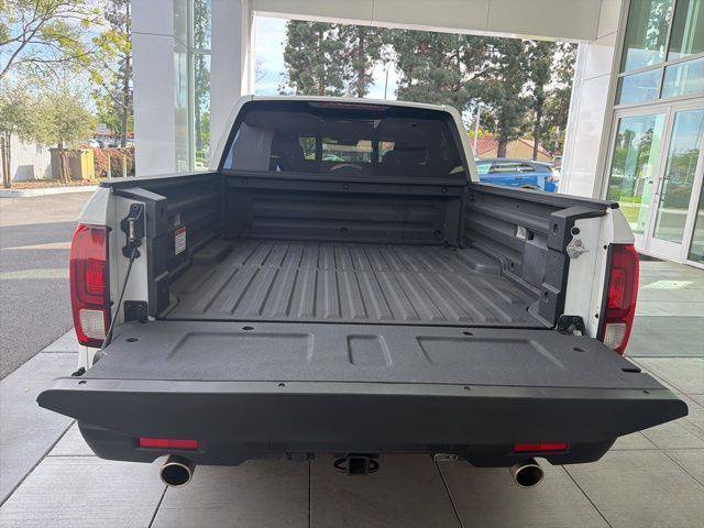 Used 2025 Honda Ridgeline RTL image 13