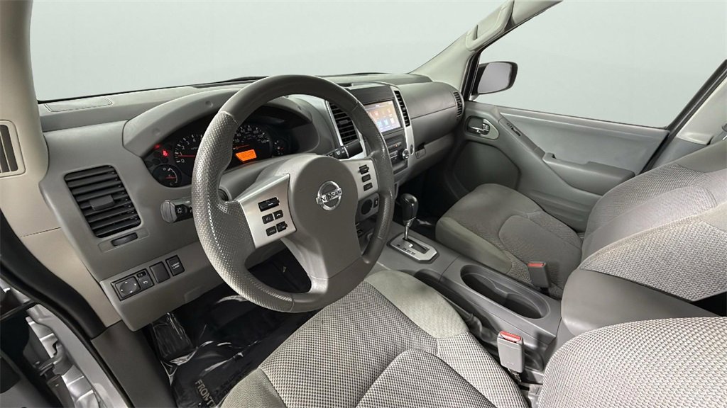 Used 2020 Nissan Frontier SV image 18